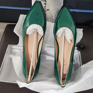 Chic Green Patent Leather Heels